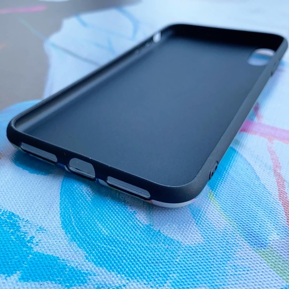 iPhone XS Max Colorful Stripe Metallic Glossy Cover - Picture 6 of 8